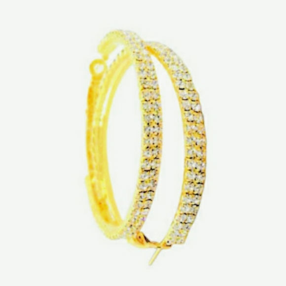 SALE! 5⭐Rated ✨Bold Diamante Gold Hoop Earrings - Picture 3 of 6